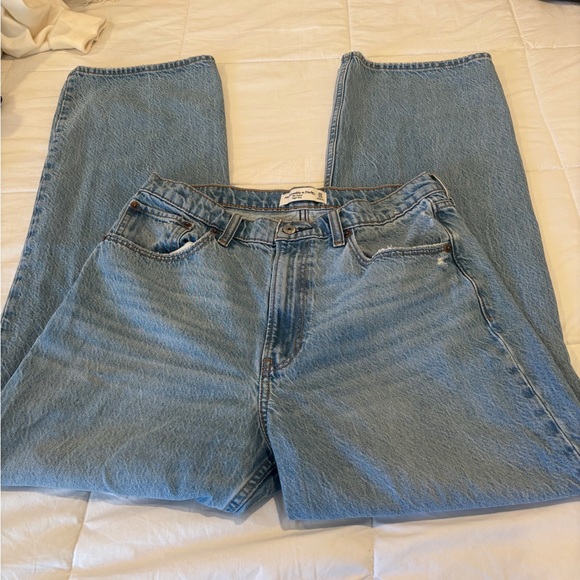 Abercrombie & Fitch Denim - Abercrombie & Fitch Light Blue Relaxed women Jeans